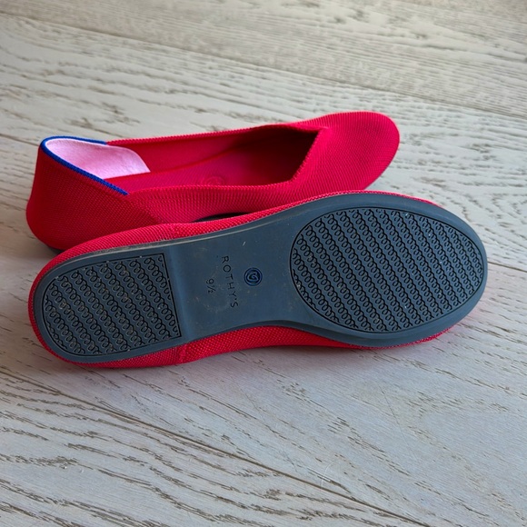 Red Rothy’s flats - Picture 5 of 6